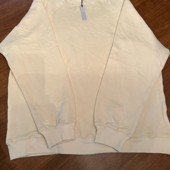 Rumored Balance Crewneck. NWT Size M/L. - Picture 8 of 9